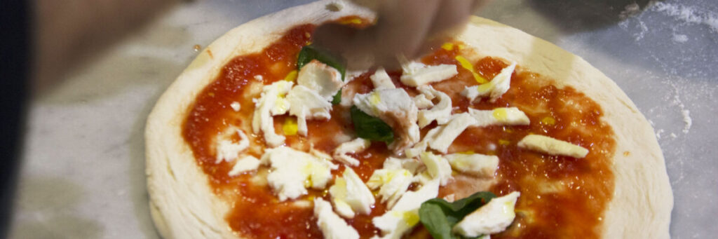 Insideat pizza-lab-tourist-food-tour-1024x341 1 HOUR PIZZA CLASS  