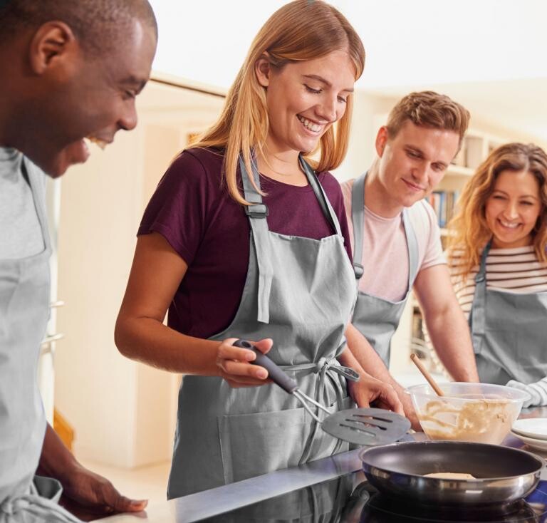 Insideat team-building-cooking-class-team-experience-insideat-3 Insideat per le aziende. Quando il cibo migliora il team. Outsideat the blog.  