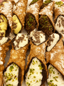 Insideat la-cucina-di-casa-a-taormina-cannoli-1-225x300 Home Cooking in Taormina  