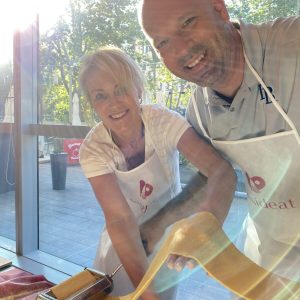Insideat 1-hour-pasta-1-rotated-pvt75jvupxl40vh8gn61vffd5haxfubnzqhlzpxoe0 Realizza la pasta italiana in una sola ora con Insideat! Insideat 1-hour-pasta-1-rotated-pvt75jvupxl40vh8gn61vffd5haxfubnzqhlzpxoe0 Realizza la pasta italiana in una sola ora con Insideat!