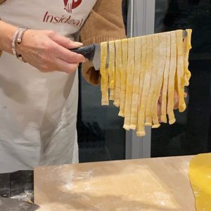 Insideat Italian-fettuccine-in-the-making_-pvt75qgq1ru4a57oe80fuvrlb6ehxq1scn20cnnx6g Realizza la pasta italiana in una sola ora con Insideat!  