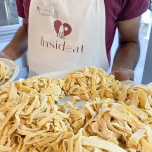 Insideat sostituzione-fettuccine-1-hour-pasta-class-pv6e4nh4nuf20qix00e0jic43xi3lah8mnuag08uyg Make Italian pasta in just one hour with Insideat!  